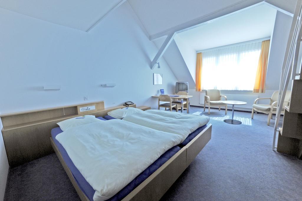 Hotel Laendli Oberägeri Værelse billede
